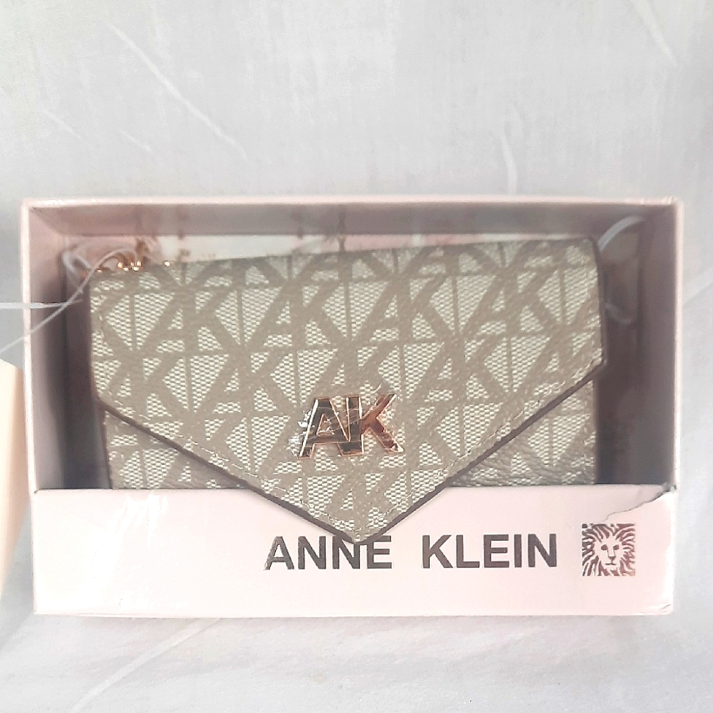 Anne Klein Womens Wallet Flap Card Case With Key Chain Truffle in Box NEW